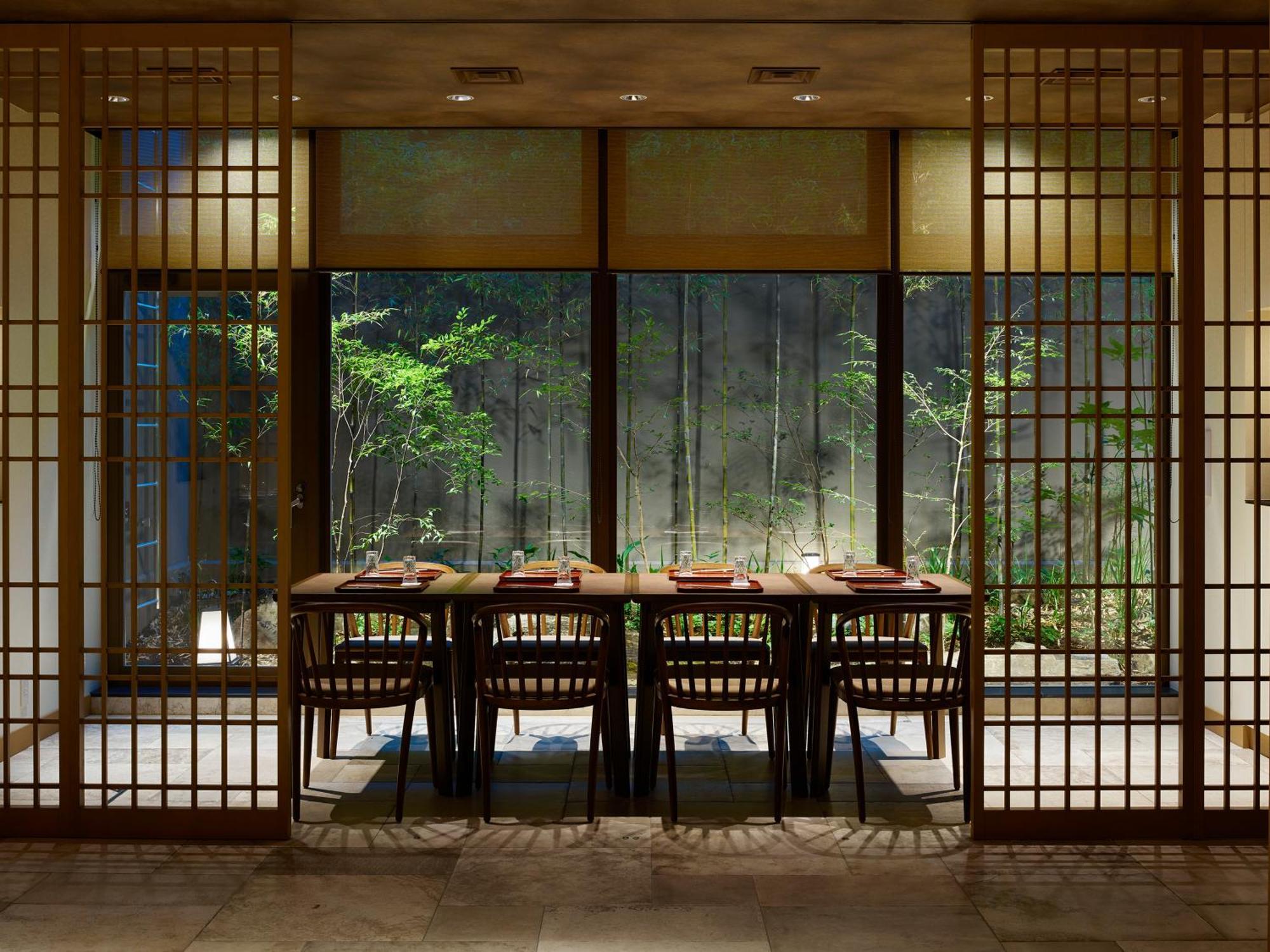 Hotel The Celestine Kyoto Gion Eksteriør billede A shōji