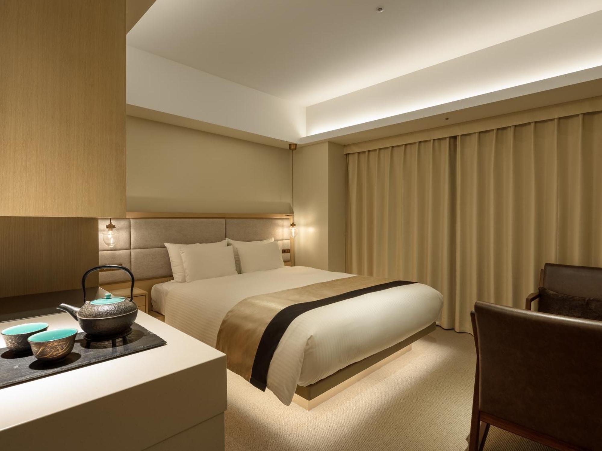 Hotel The Celestine Kyoto Gion Eksteriør billede A room at the hotel