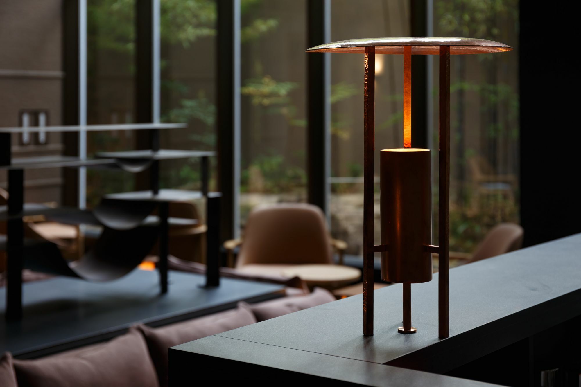 Hotel The Celestine Kyoto Gion Eksteriør billede A table lamp